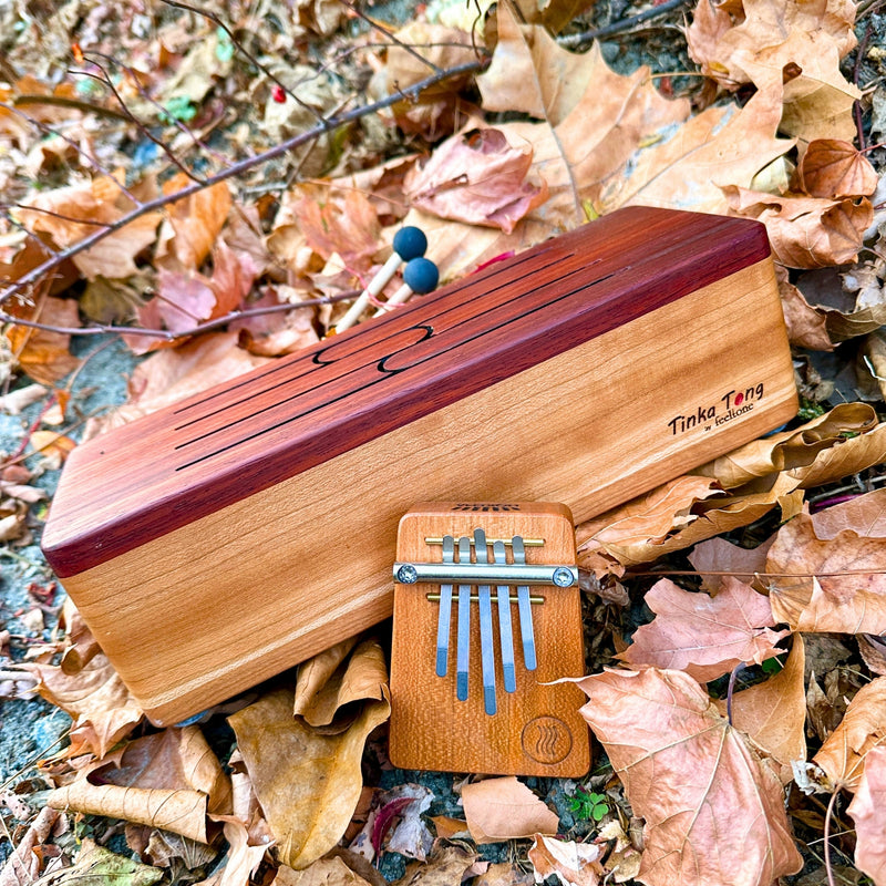 feeltone Tinka Tong, wooden tongue drum and Hokema B5 Ignis  kalimba | weplaywelltogether