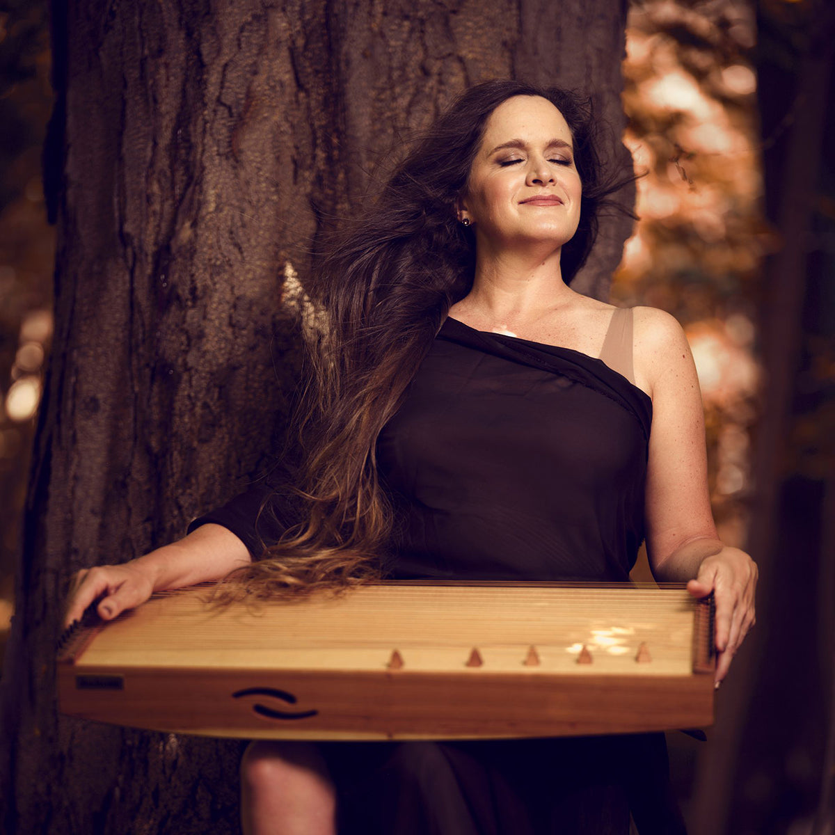 Joule L'Adara with feeltone monochord | weplaywelltogether