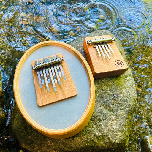 Hokema Sansula Renaissance and B5 Aqua kalimba by the water | weplaywelltogether