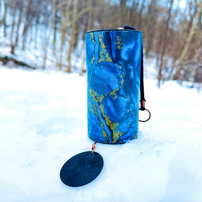 Blue Zaphir chime in snow | Weplaywelltogether