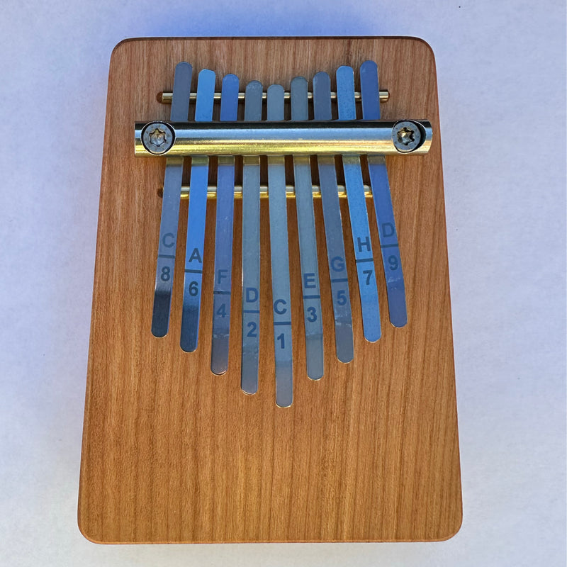 Hokema B9 kalimba for children with notes in tines | weplaywelltogether